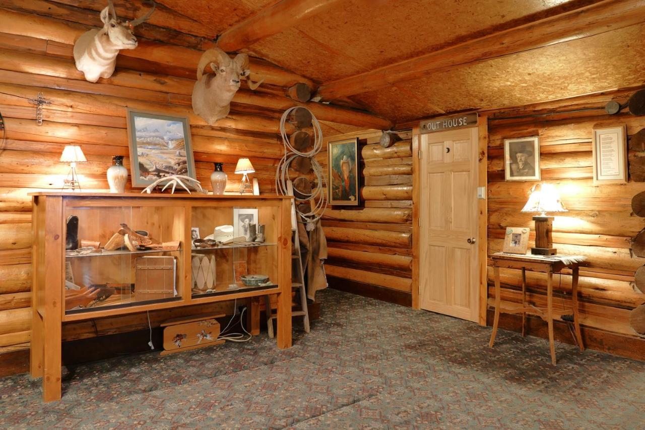 Отель Bill Cody Ranch Экстерьер фото