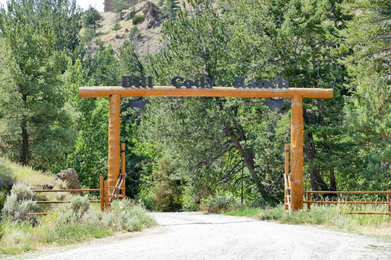 Отель Bill Cody Ranch Экстерьер фото