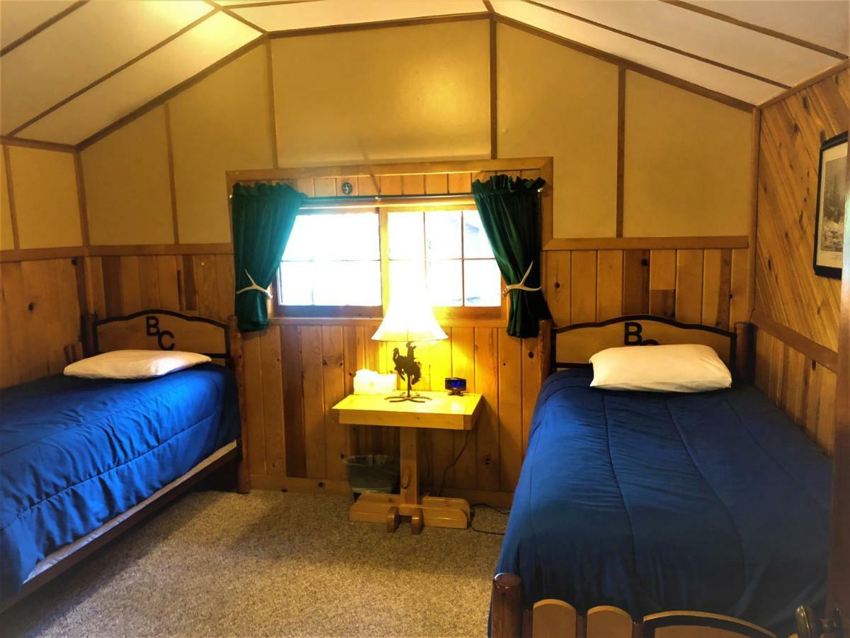 Отель Bill Cody Ranch Экстерьер фото